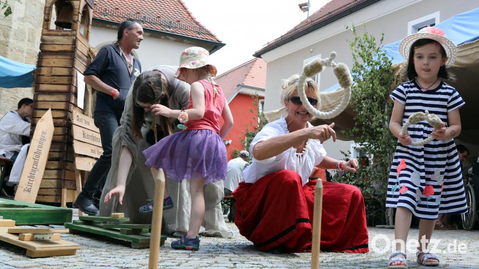 Mittelalterlicher Markt in Nabburg: Zehntausende zogen am Wochenende zurück ins Mittelalter bei idealen Wetterbedingungen. Götz, Gerhard