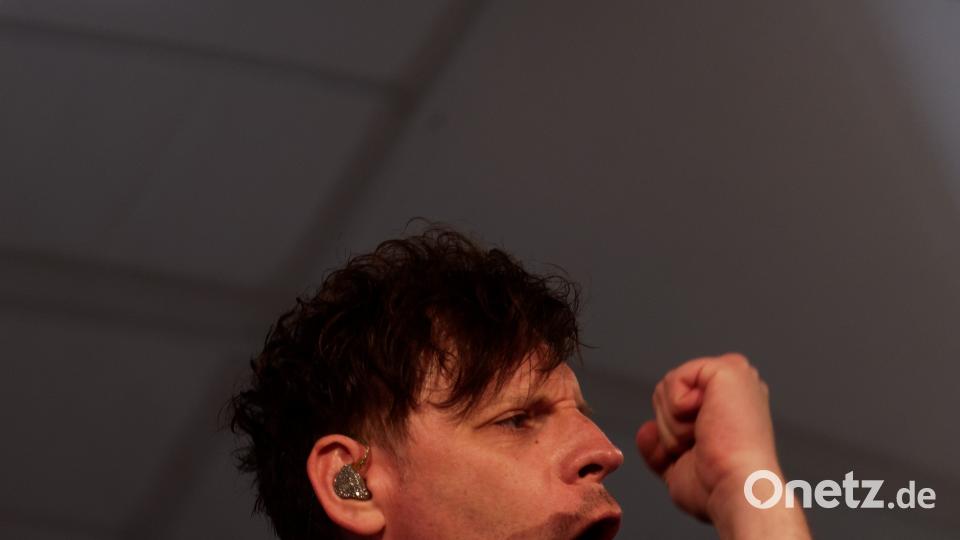 Markus Engelstaedter und Band spielen &quot;The Magic of Queen&quot; in Waldsassen tr