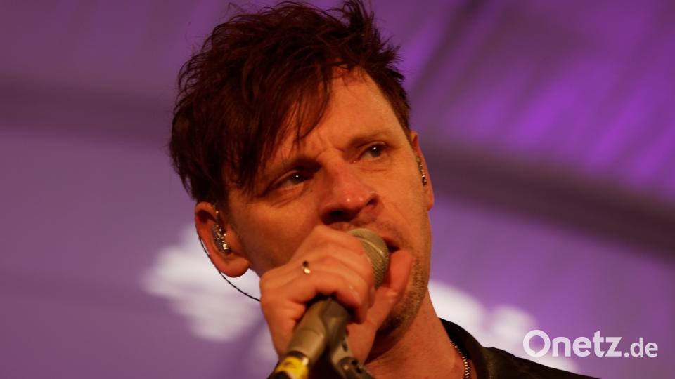 Markus Engelstaedter und Band spielen &quot;The Magic of Queen) in Waldsassen tr