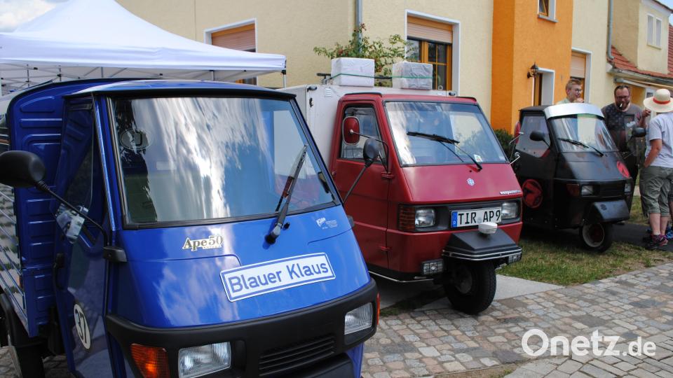Auch drei Ape-Dreiräder waren gekommen gag