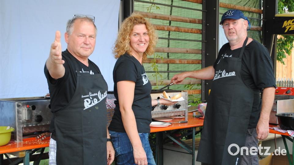 Das Team vom Bratenstand gag