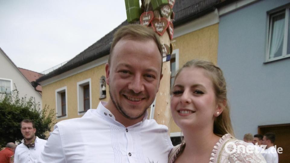 Christof Reichert und Laura Winkler sind das Oberkirwapaar 2018 mma