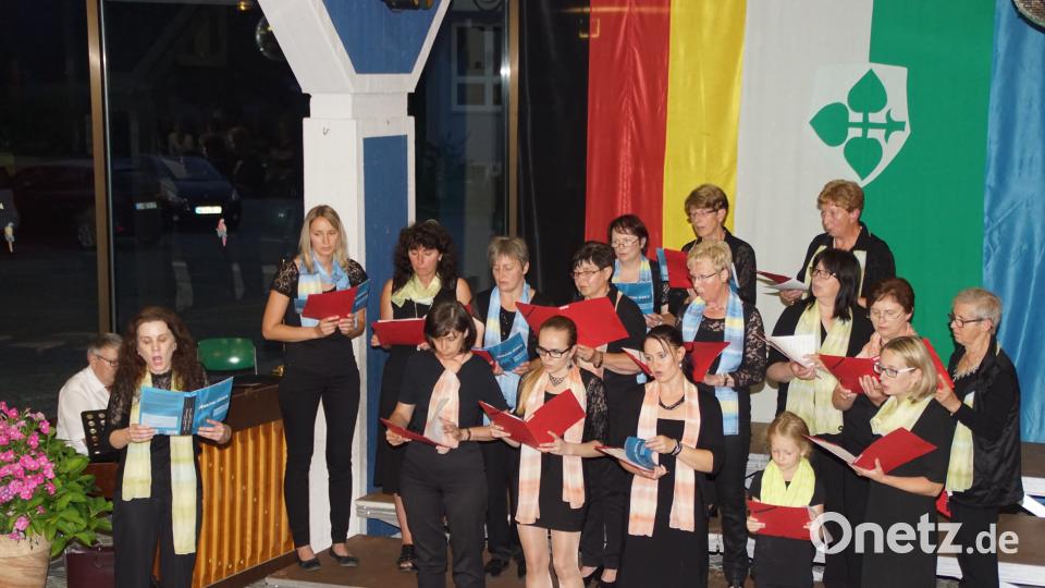 Der Frauenchor des Schönseer Kirchenchores mmj