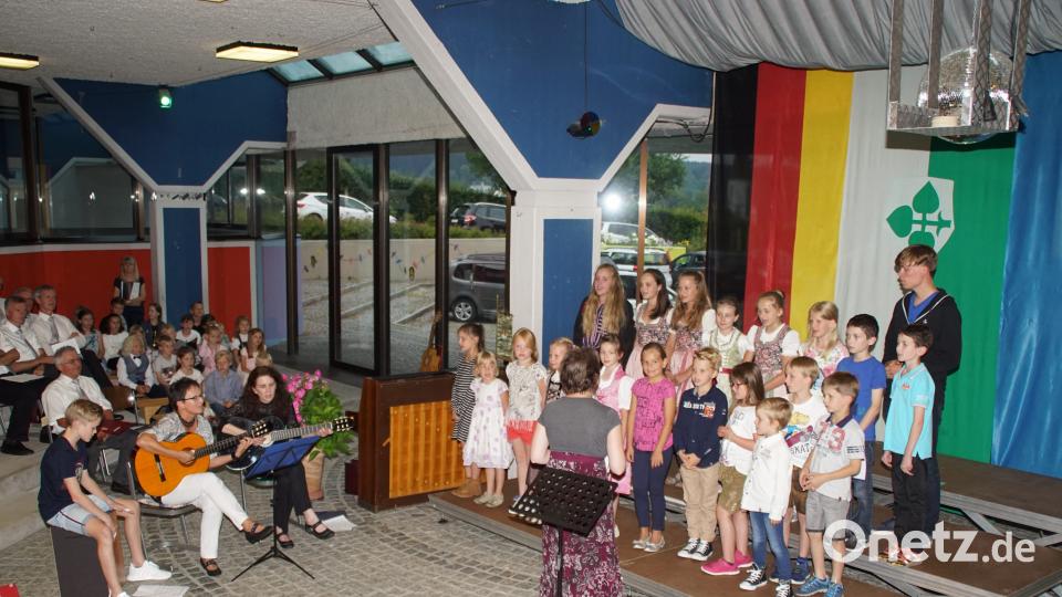 Der Kinder- und Jugendchor der Pfarrei war auch heuer mit Begeisterung dabei. mmj