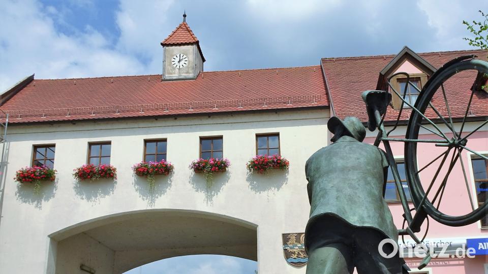 Mit dem Radl zum Bergfest: Rund um Hahnbach zum Frohnberg. Robert Stammler