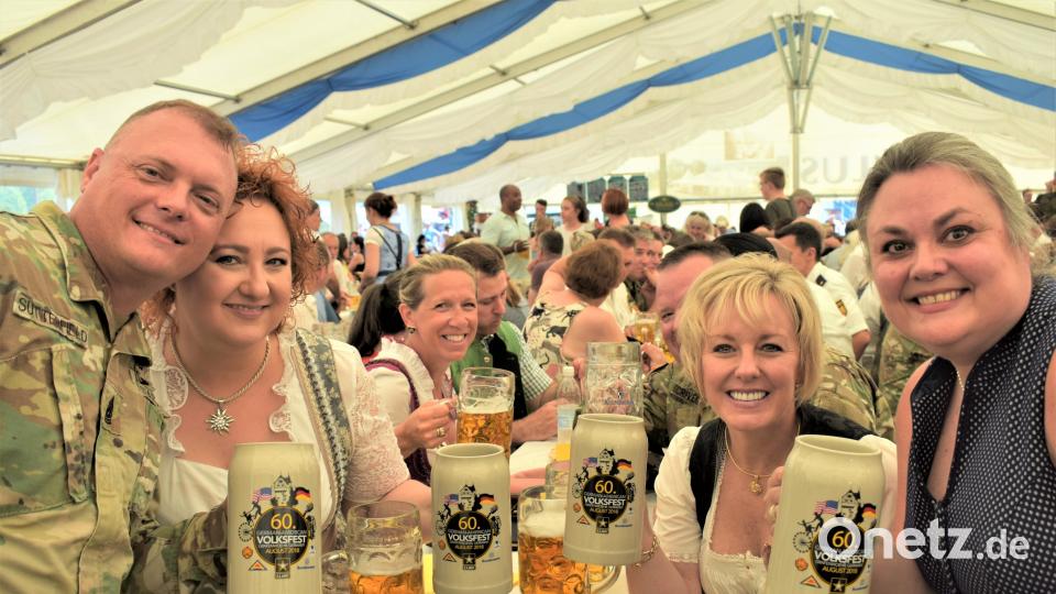Eröffnung des 60. Deutsch-Amerikanischen Volksfestes in Grafenwöhr rgr