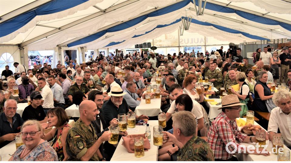 Eröffnung des 60. Deutsch-Amerikanischen Volksfestes in Grafenwöhr rgr