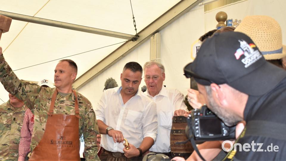 Eröffnung des 60. Deutsch-Amerikanischen Volksfestes in Grafenwöhr rgr