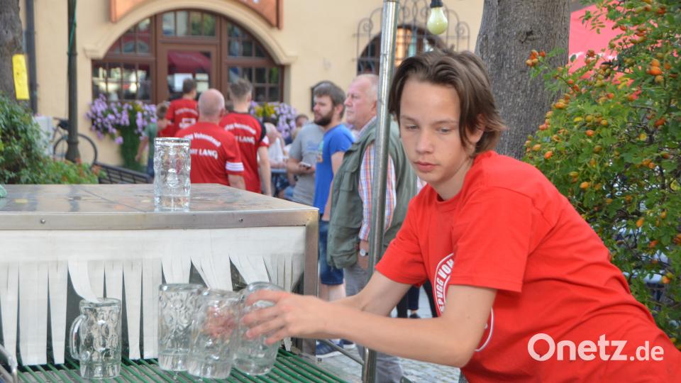 Die Gläser nehmen gar kein Ende mehr. dob