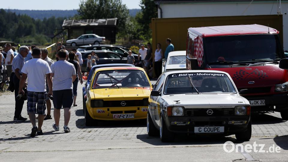 Automobilslalom des AC Nittenau am Sonntag, 12. August, auf dem Flugplatz Bruck ch