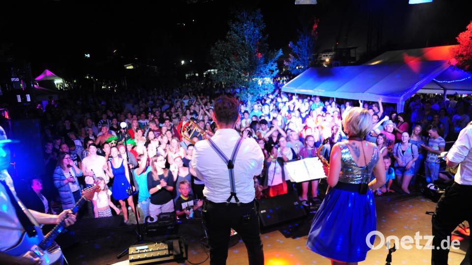 Die Blues Rabbits sorgten mit ihrem gut dreistündigen Auftritt für einen gelungenen Abschluss ihrer diesjährigen Beachparty in Hirschau. brü