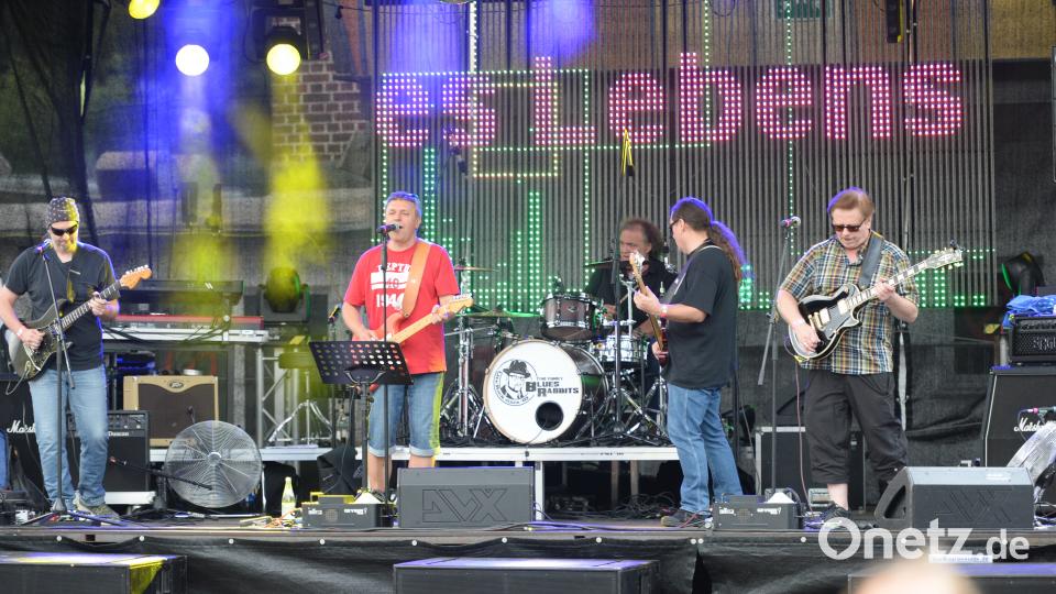 Der Ernst des Lebens auf der Bühne der Beachparty 2018. brü