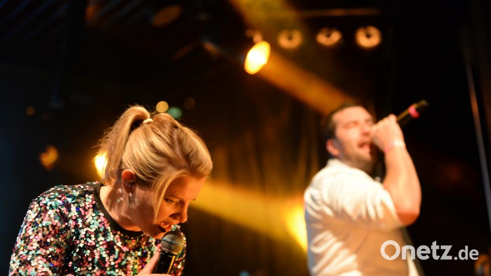 Die Blues Rabbits sorgten mit ihrem gut dreistündigen Auftritt für einen gelungenen Abschluss ihrer diesjährigen Beachparty in Hirschau. brü