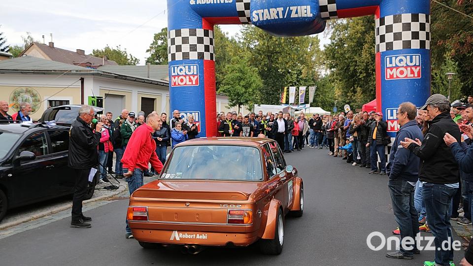 Motorsport zum Anfassen: Der „3. Friedenfelser-Berg-Classic-Preis 2018“ ist ein beeindruckendes Erlebnis für Starter und Zuschauer. Bild: bsc