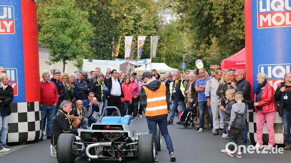 Motorsport zum Anfassen: Der „3. Friedenfelser-Berg-Classic-Preis 2018“ ist ein beeindruckendes Erlebnis für Starter und Zuschauer. Bild: bsc