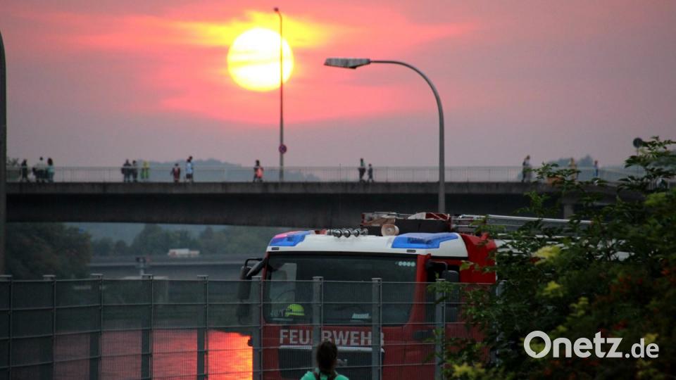 Auf der Donau wurde am Dienstag ein starker Ölfilm bemerkt. Bild: Alexander Auer