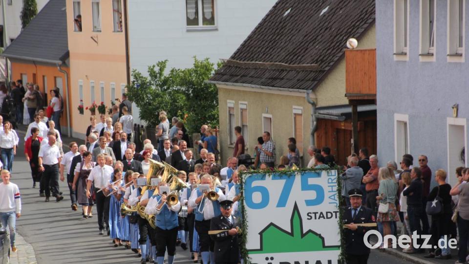 Sein 675-jähriges Jubiläum feiert die Stadt Bärnau mit einem großen Festzug. Bild: kro
