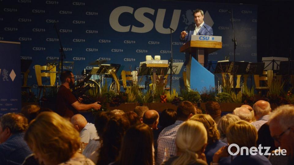 Ministerpräsident Markus Söder in Weiden. Bild: Gabi Schönberger