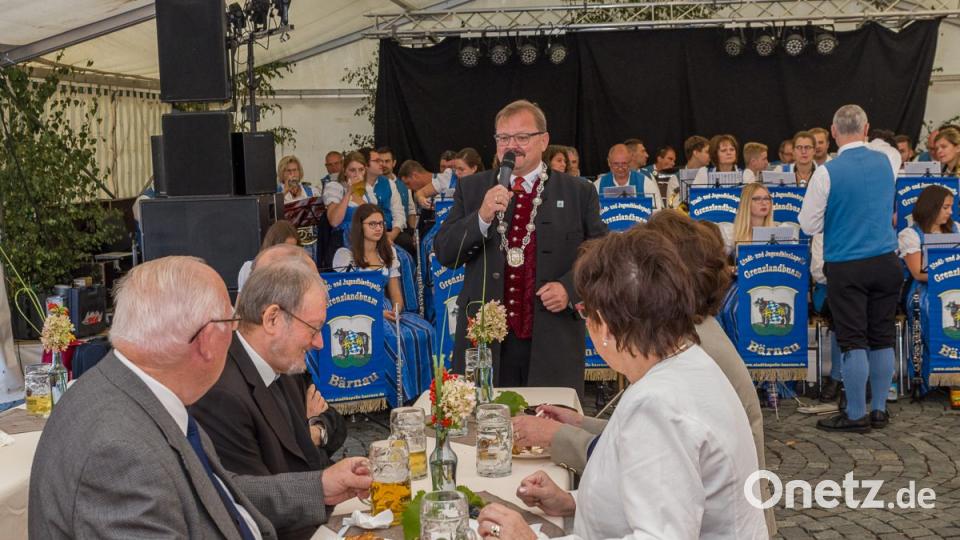 Begrüßung durch Bürgermeister Alfred Stier. Bild: Wolfgang Schwamberger