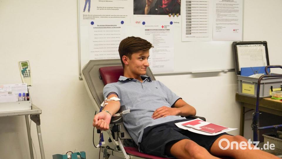 Der BRK-Blutspendedienst steckt im Sommerloch. Täglich fehlen fünf bis zehn Prozent an Blutkonserven Bild: Lukas Meister