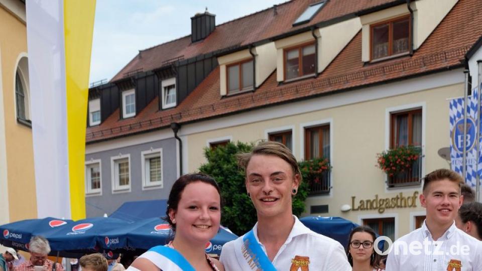 Laura und Korbinian, das neue Oberkirwapaar Bild: twi