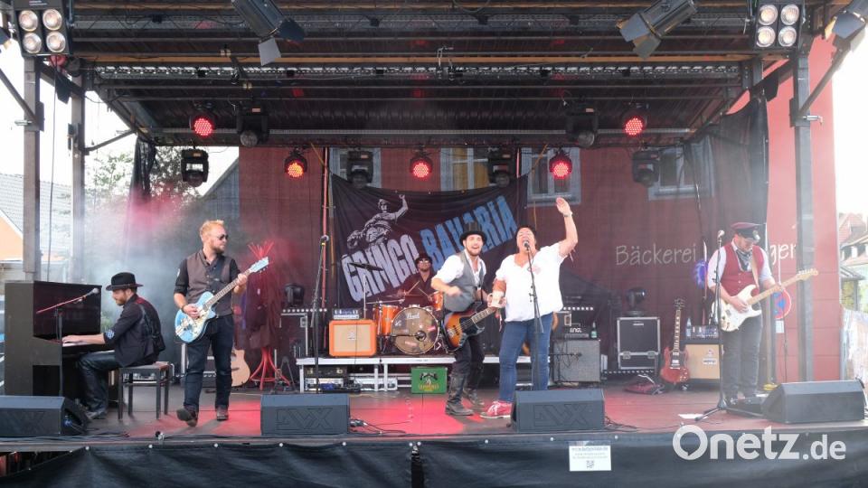 Helga aufder Bühne Bild: twi