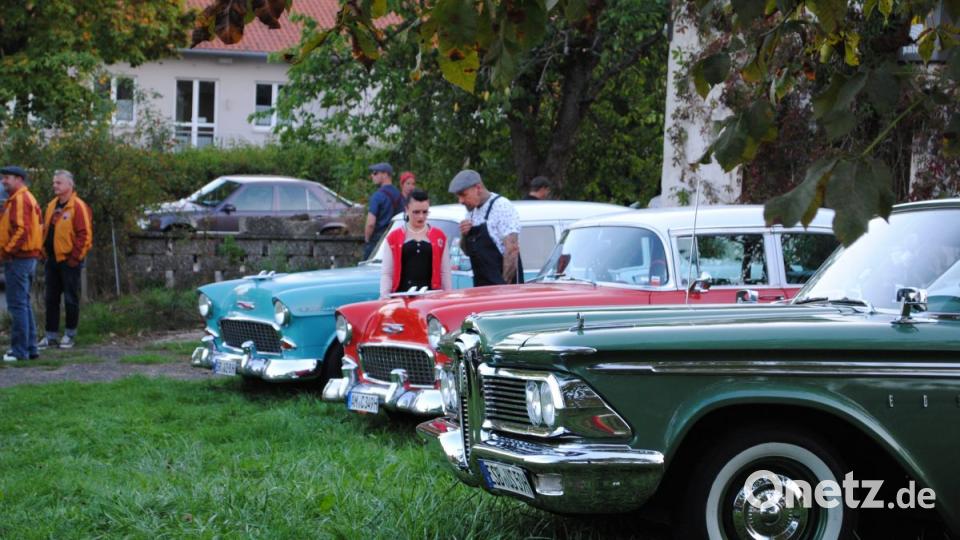 Das fünfte Rockabilly Fire in Neudorf bei Luhe war wieder ein voller Erfolg. So schön konnten nur die 50er Jahre gewesen sein. Bild: gag