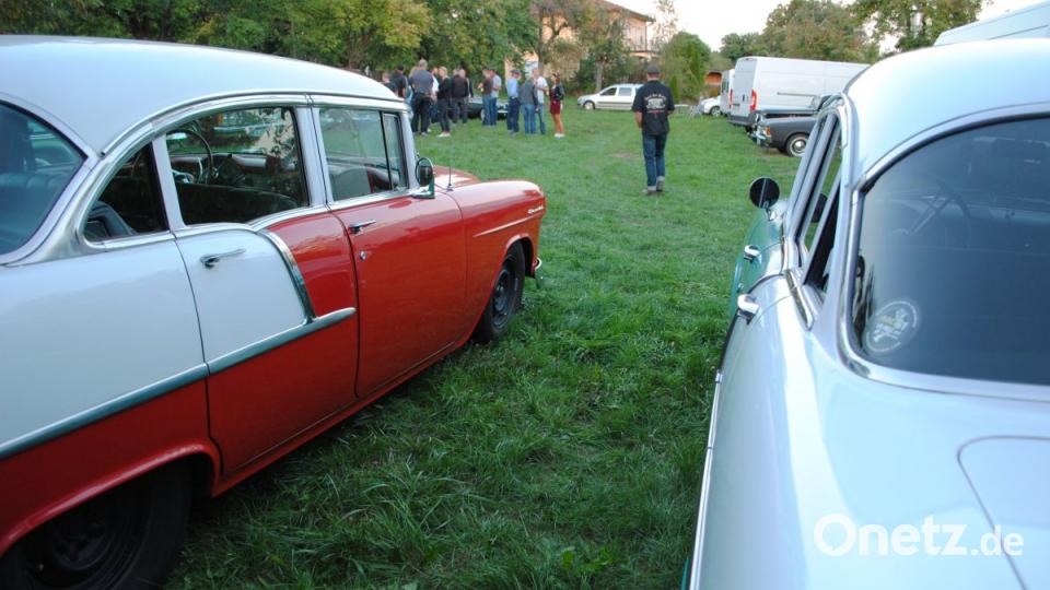 Das fünfte Rockabilly Fire in Neudorf bei Luhe war wieder ein voller Erfolg. So schön konnten nur die 50er Jahre gewesen sein. Bild: gag