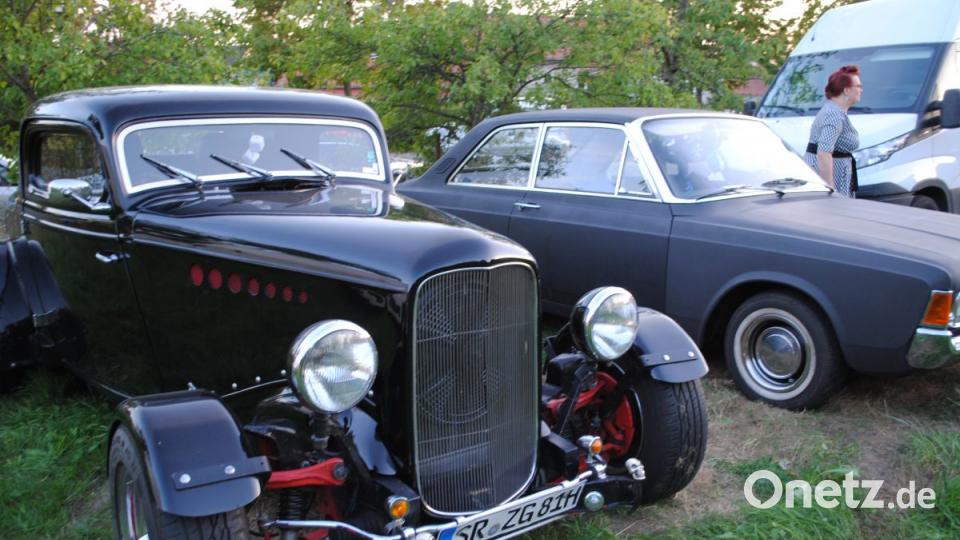 Das fünfte Rockabilly Fire in Neudorf bei Luhe war wieder ein voller Erfolg. So schön konnten nur die 50er Jahre gewesen sein. Bild: gag