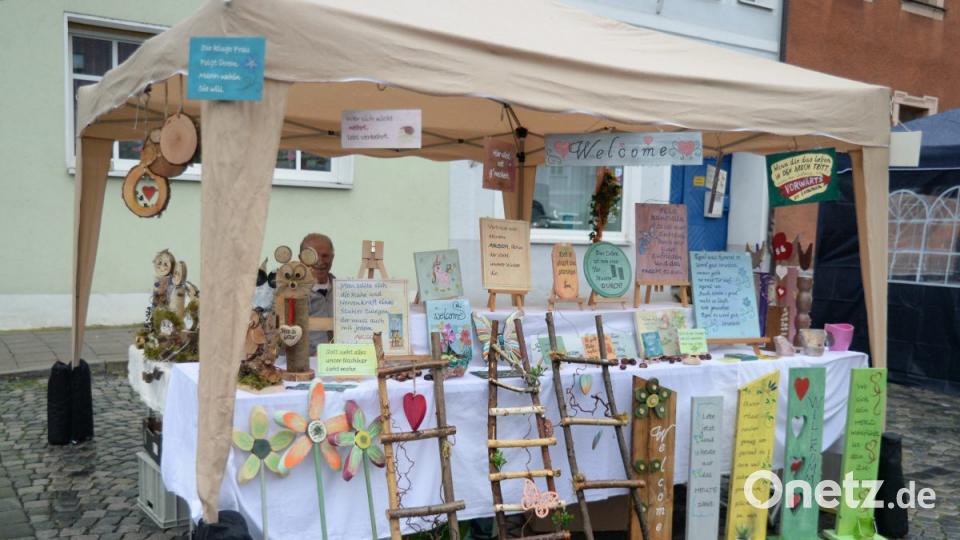 Die Auswahl an den Ständen ist reichhaltig. Bild: brü