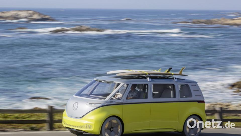 <p>Auf dem Highway zur E-Mobilität fährt VW in den nächsten Jahren mit Volldampf ab. 27 neue Modelle will der Konzern mit seinen vier Töchtern schon bis Ende 2022 auf den Markt bringen. Der beschleunigte Umstieg hilft dem Unternehmen auch, die anspruchsvollen CO2-Ziele in Europa, China und den USA zu erreichen.</p>
Bild: VW