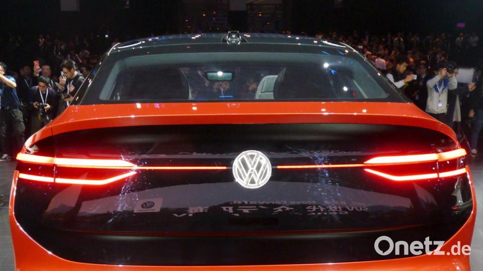 Schöne Rücken können entzücken: die Heckansicht des zukünftige E-SUV ID Crozz. Bild: bz