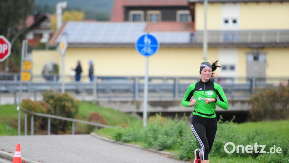 Auf dem Rundkurs durch Etsdorf. Bild: brü