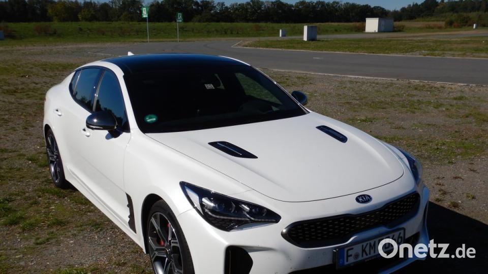 Kia Stinger GT 3.3 T-GDI Bild: Michael Ascherl