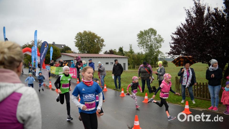Startschuss für den Nachwuchslauf. Bild: brü