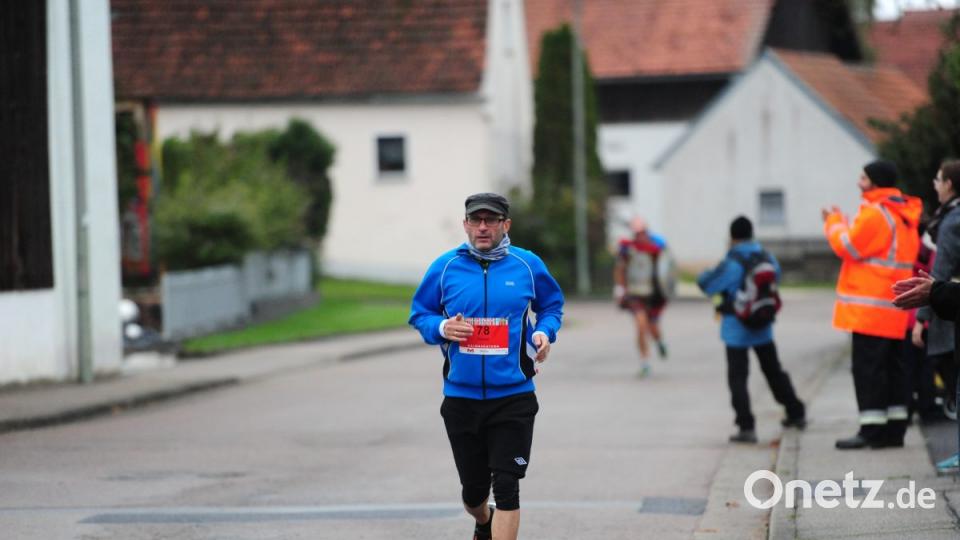 Auf dem Rundkurs durch Etsdorf. Bild: brü