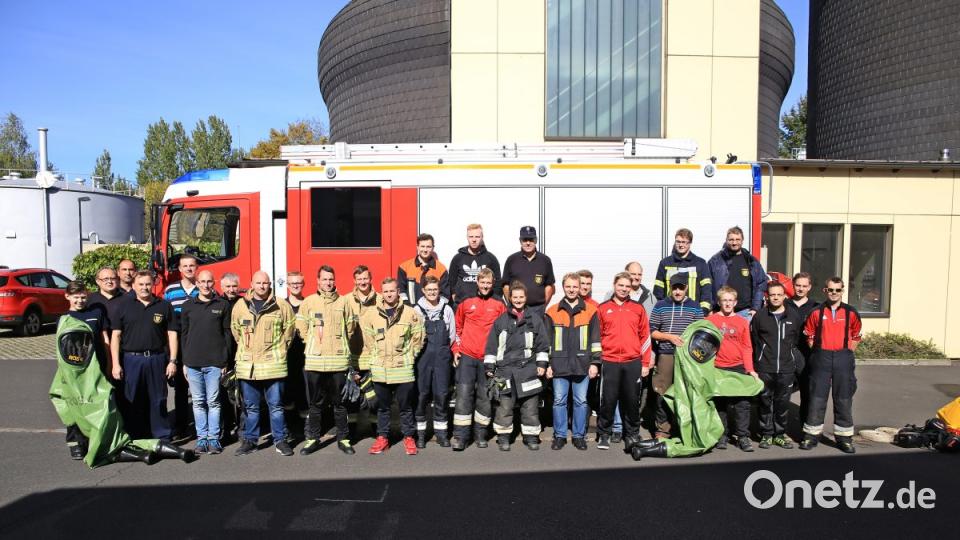 Die kompletten Lehrgangsteilnehmer mit Ausbildern und Helfern. Bild: egl