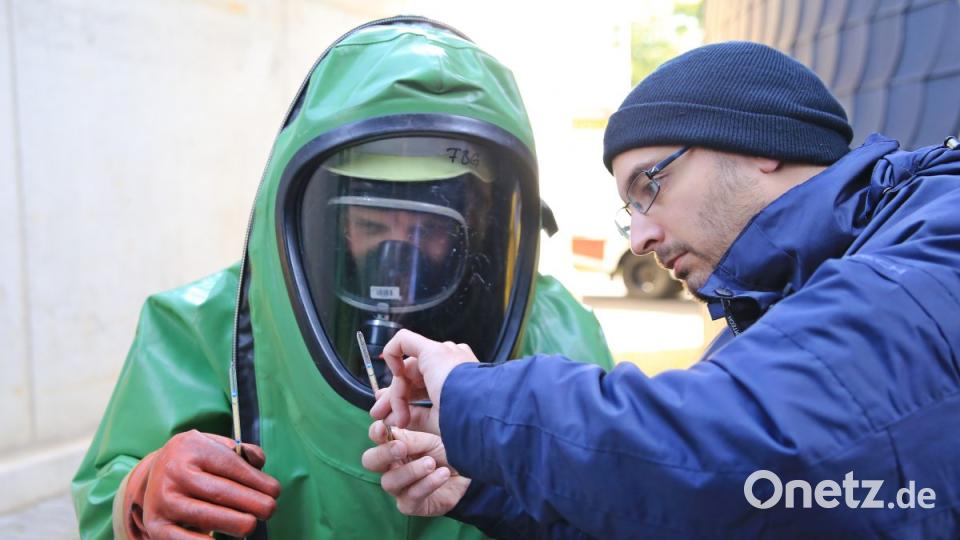 Genau wurde erklärt wie diese Prüfröhrchen reagieren. Bild: egl