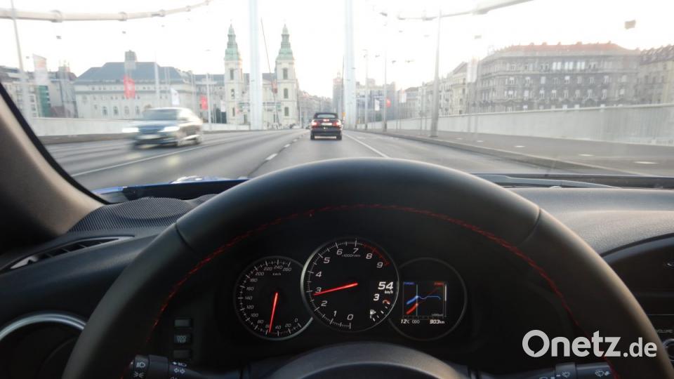 Mit dem Subarau BRZ in Budapest Bild: Michael Ascherl