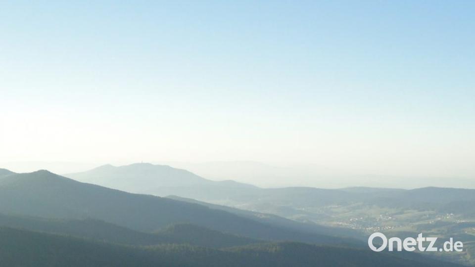 Blick vom Arber auf den Kleinen Arbersee Bild: esa