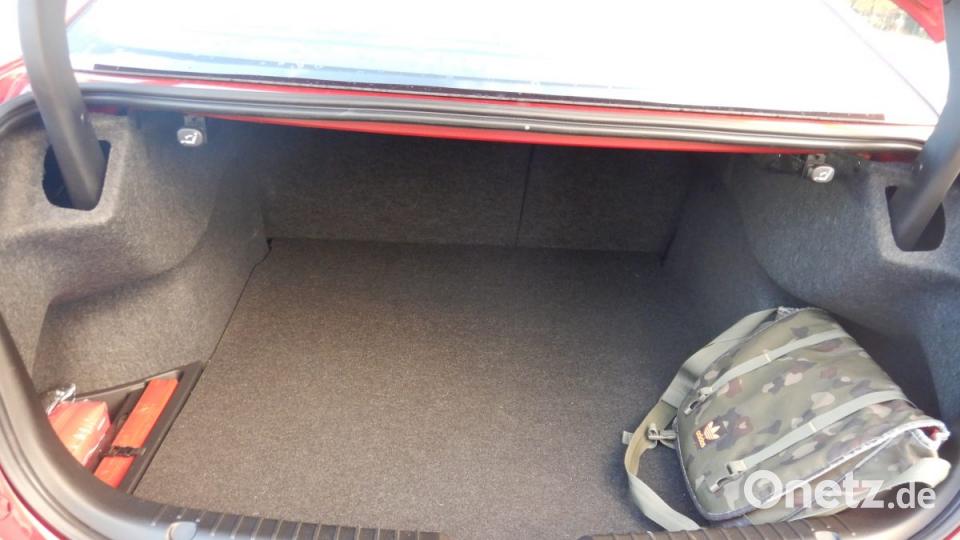 Testwagen Mazda 6 Limousine LEV-M 636 Bild: Michael Ascherl