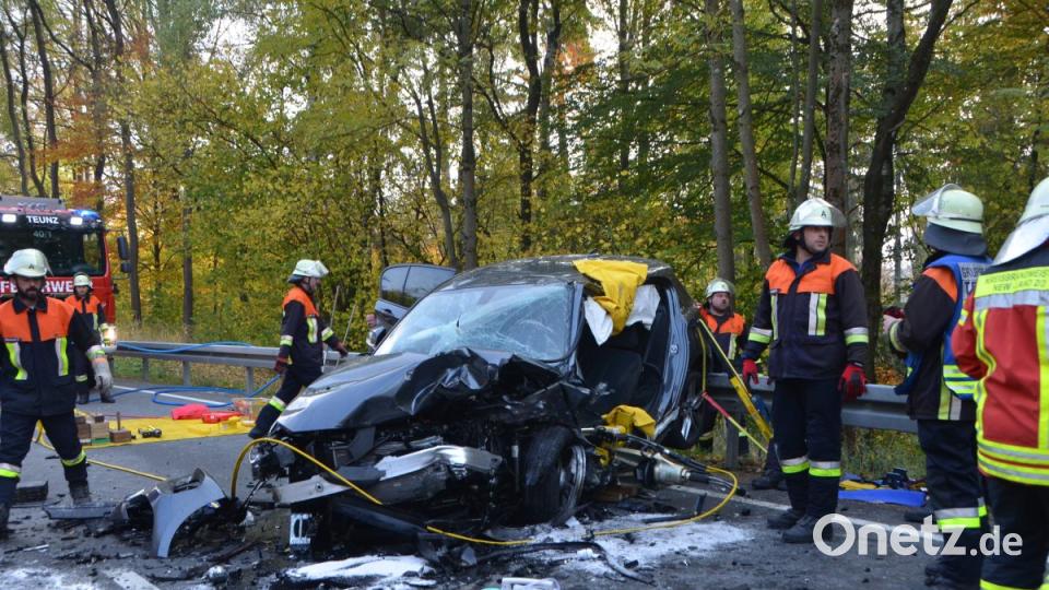 Mit großer Wucht waren die Unfallbeteiligten zusammengestoßen. Bild: dob