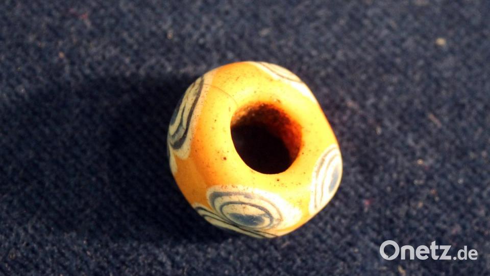Schichtaugenperle aus Glas aus dem 5. Jahrhundert v. Chr. Bild: stg
