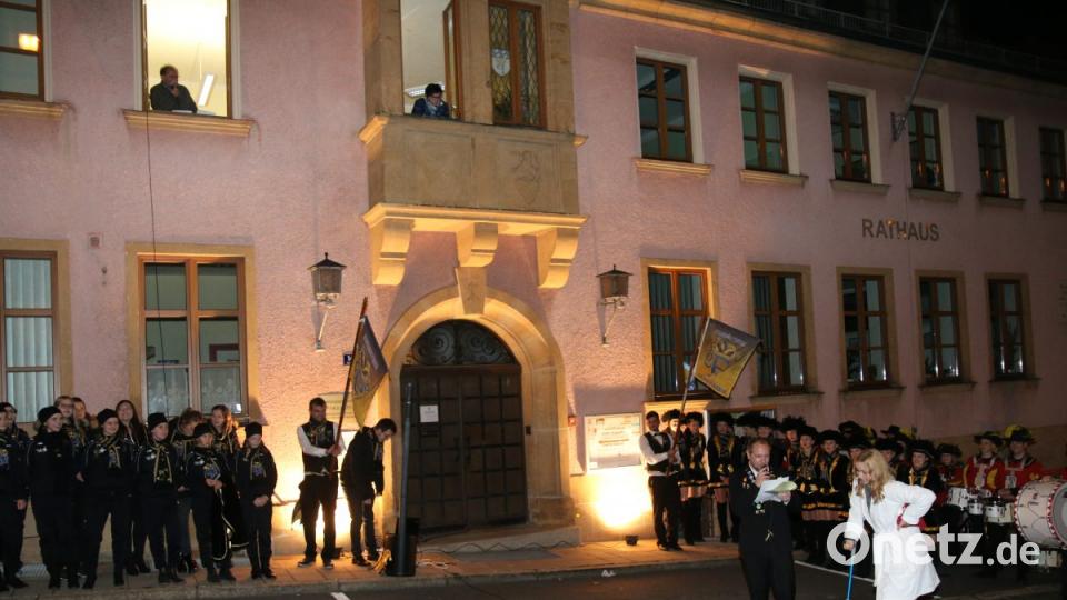 So langsam ging dem PFV die Ideen aus - der Bürgermeister sass felsenfest im Rathaus. Bild: sne