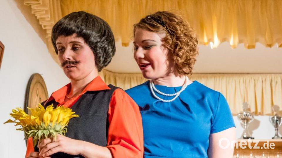 zarte Avancen bleiben nicht aus Christina Hahn fühlt sich &quot;Mario&quot; zugezogen Bild: chl