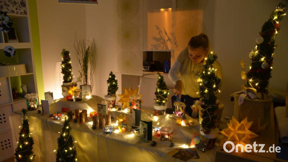 Der MWV-Aktionstag &quot;Vohenstrauß im Kerzenschein&quot; lädt Besucher aus allen Himmelsrichtungen zum Vorbeikommen und Staunen ein. Lichterglanz erfüllt die Stadt. Bild: dob