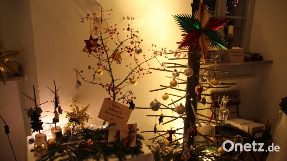 Neuheit bei der Weihnachtsluft 2018: Der Baumschmuck-Tausch-Tisch. Bild: kmo