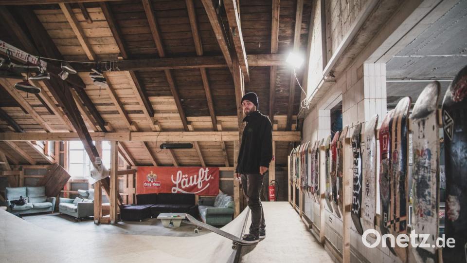 Fertig ist die Halle noch nicht. Florian Thoma und seine Kollegen wollen sie noch weiter verändern. Bild: Lukas Meister