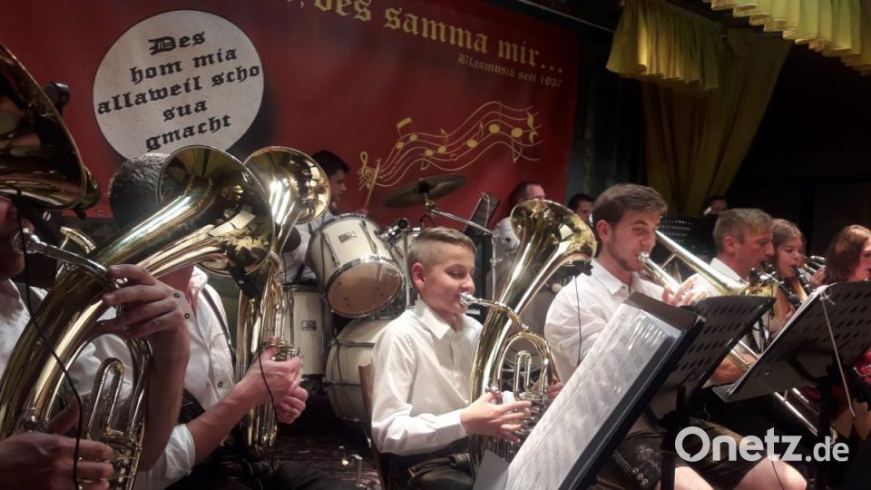 Eindrücke vom 7. Blasmusikabend der Blaskapelle Thanhausen in der Mehrzweckhalle Bild: rdh