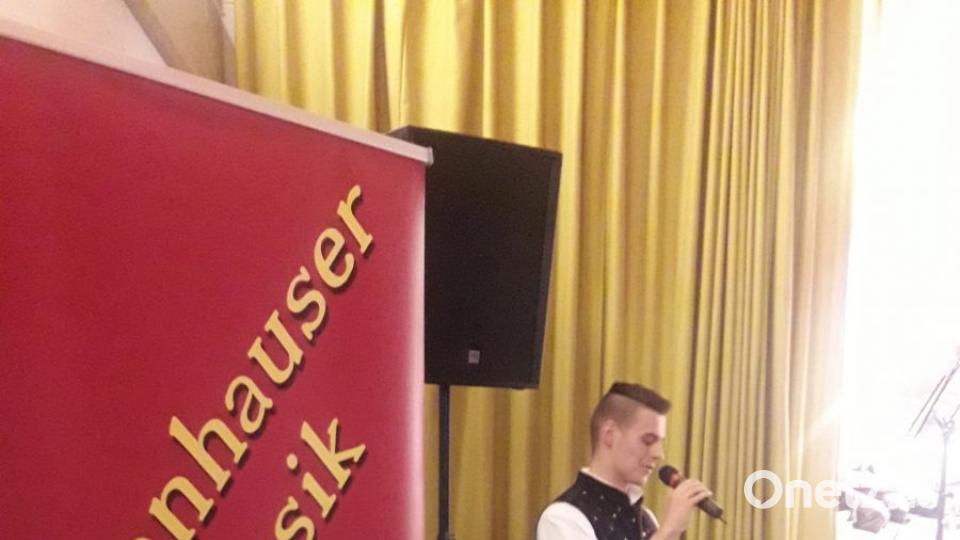 Eindrücke vom 7. Blasmusikabend der Blaskapelle Thanhausen in der Mehrzweckhalle Bild: rdh